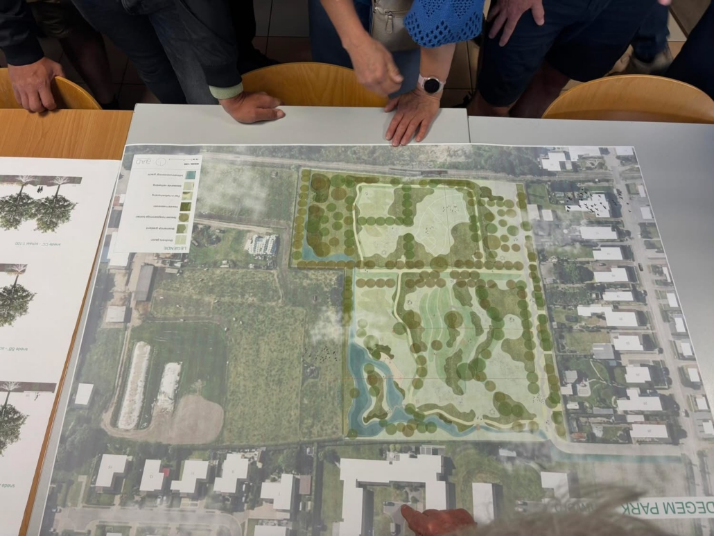 Plannen voor ontspanning- en groene zone te Adegem